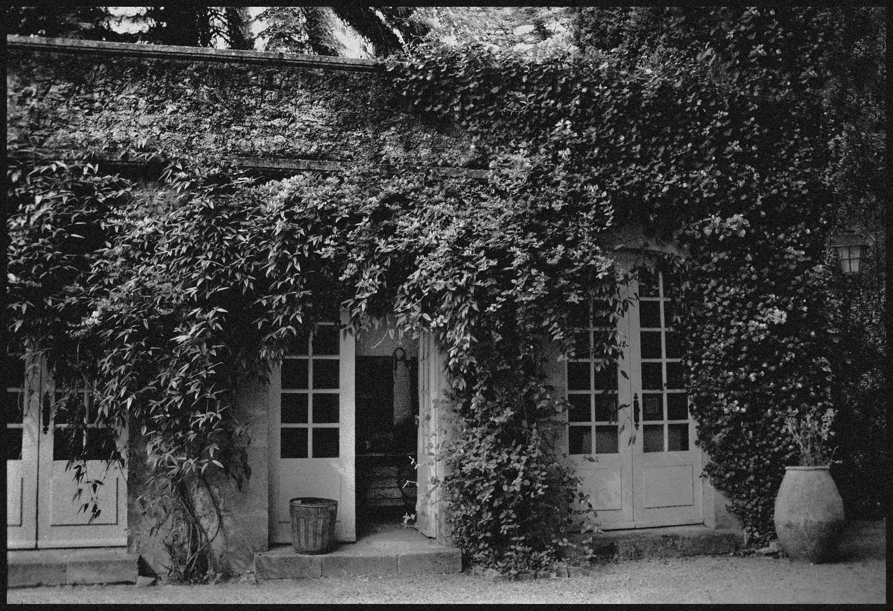 153 — Chateau de Christian Dior
